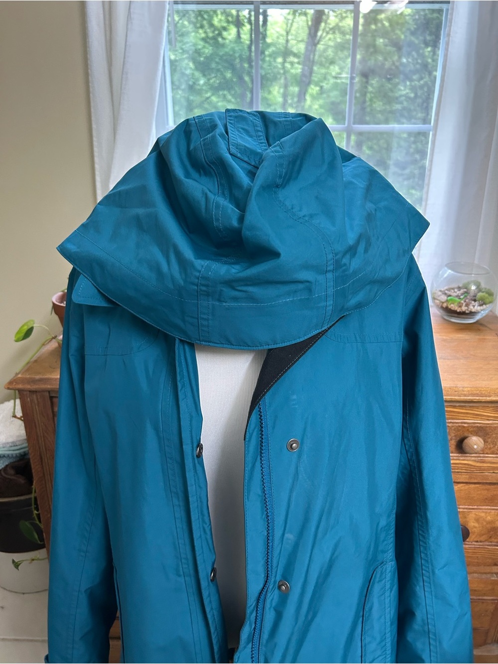 LL Bean Teal Long Women's Raincoat Jacket size Medium - Picture 3 of 4